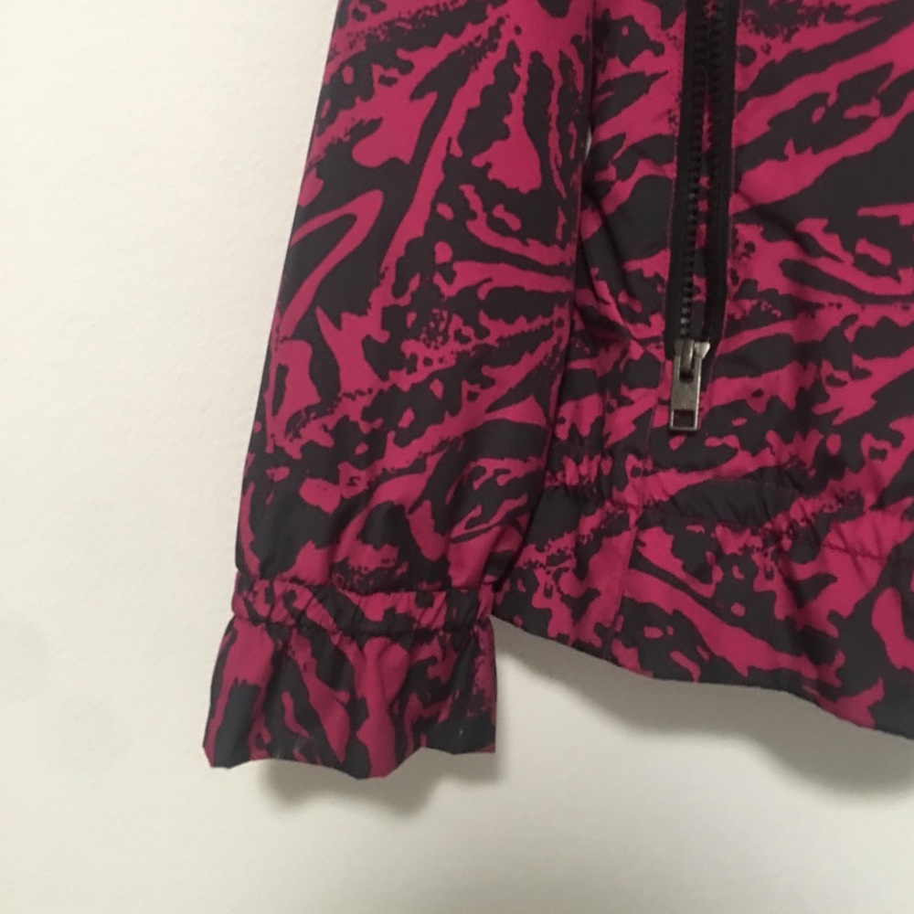 Unique pattern North Face Shell - Picture 2 of 6